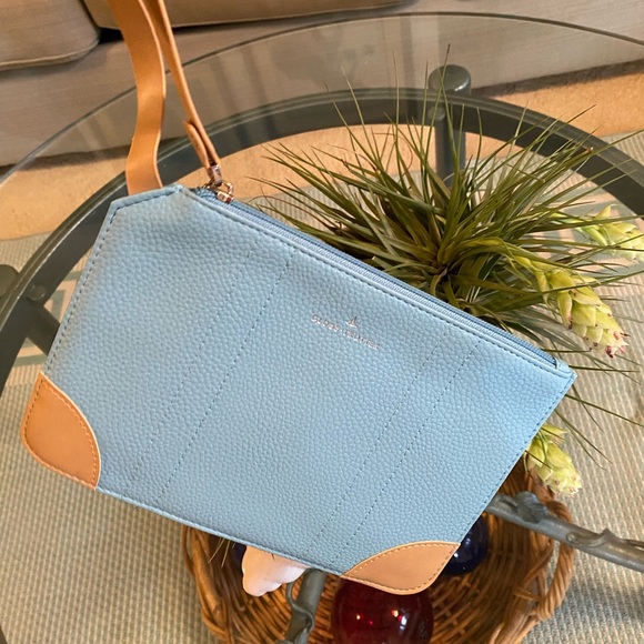 Globe-Trotter Small Blue Travel Bag With Leather Strap/Corners🩵 ‼️PRICE DROP‼️ - Picture 2 of 4